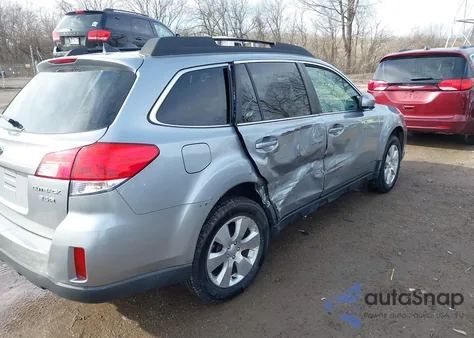 2011 Subaru Outback 3.6R Limited z USA, uszkodzony, nr VIN 4S4BRDLC9B2414442